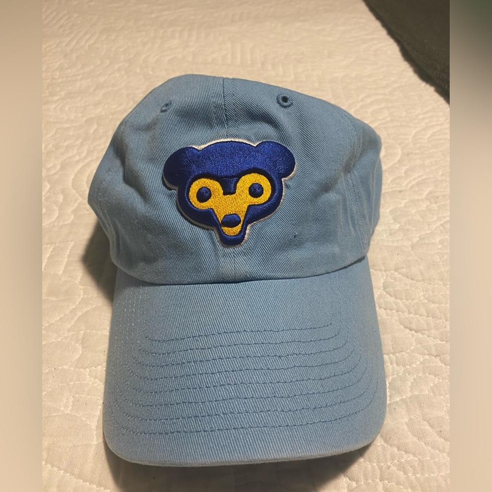 New Chicago Cubs 1960’s logo cap. Bc
